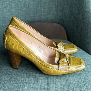 Tod's Women’s Yellow/Green Patent Leather Square Toe Loafer Pumps Size 9 EUC!